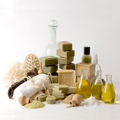 Natural Cosmetics with Olive Oil online | Wine Therapy
